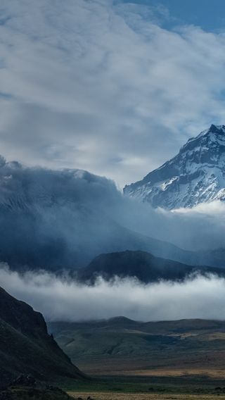 Древние вулканы и бескрайние просторы Камчатки